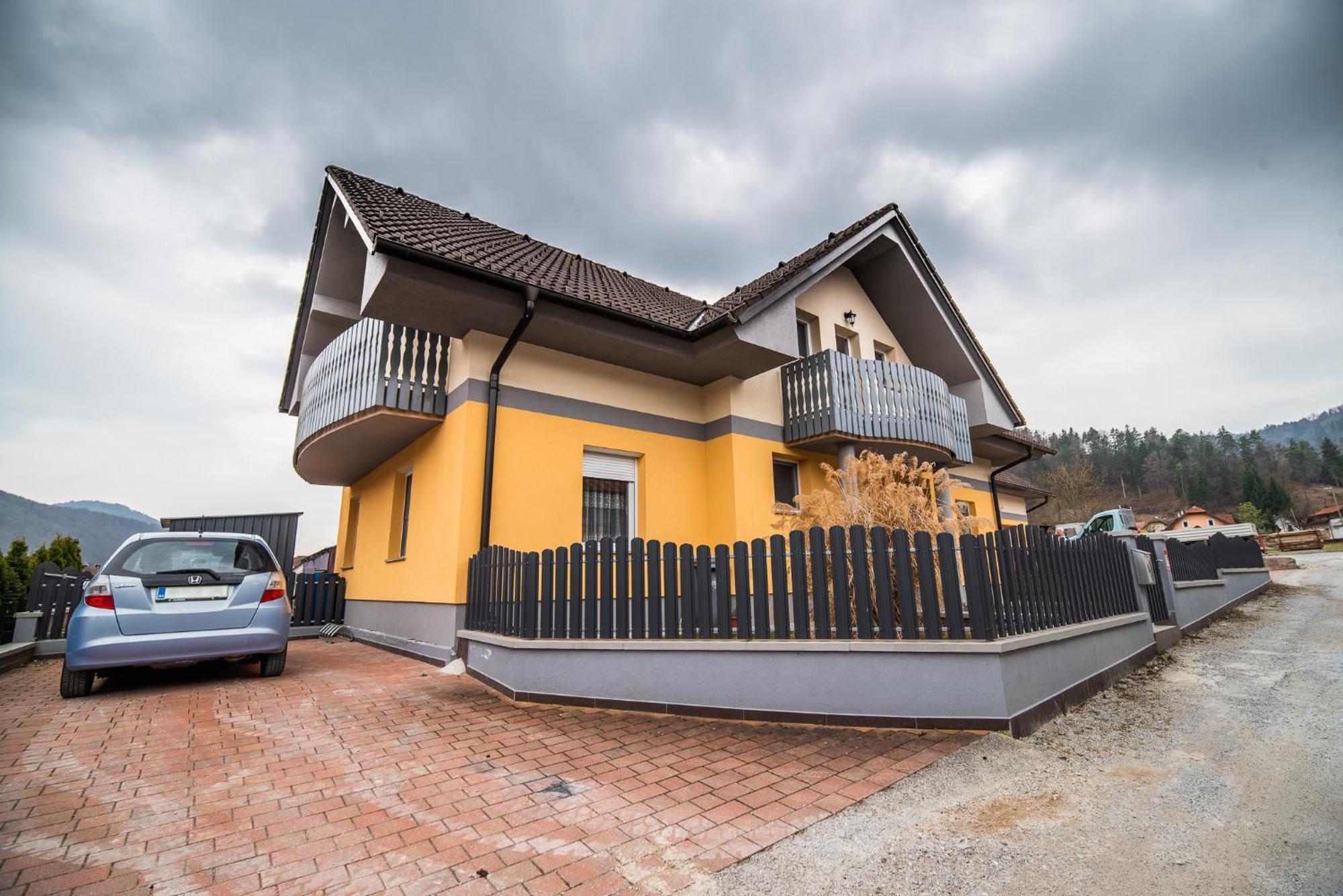 Apartment Zelimlje Skofljica Exterior photo